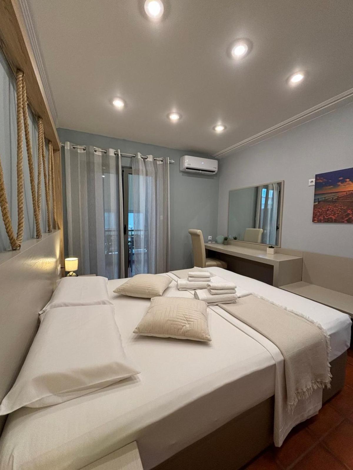 Green Suite Skiathos Exterior photo